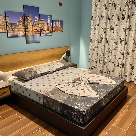 Eka Luxury Apartments Дуррес Екстер'єр фото