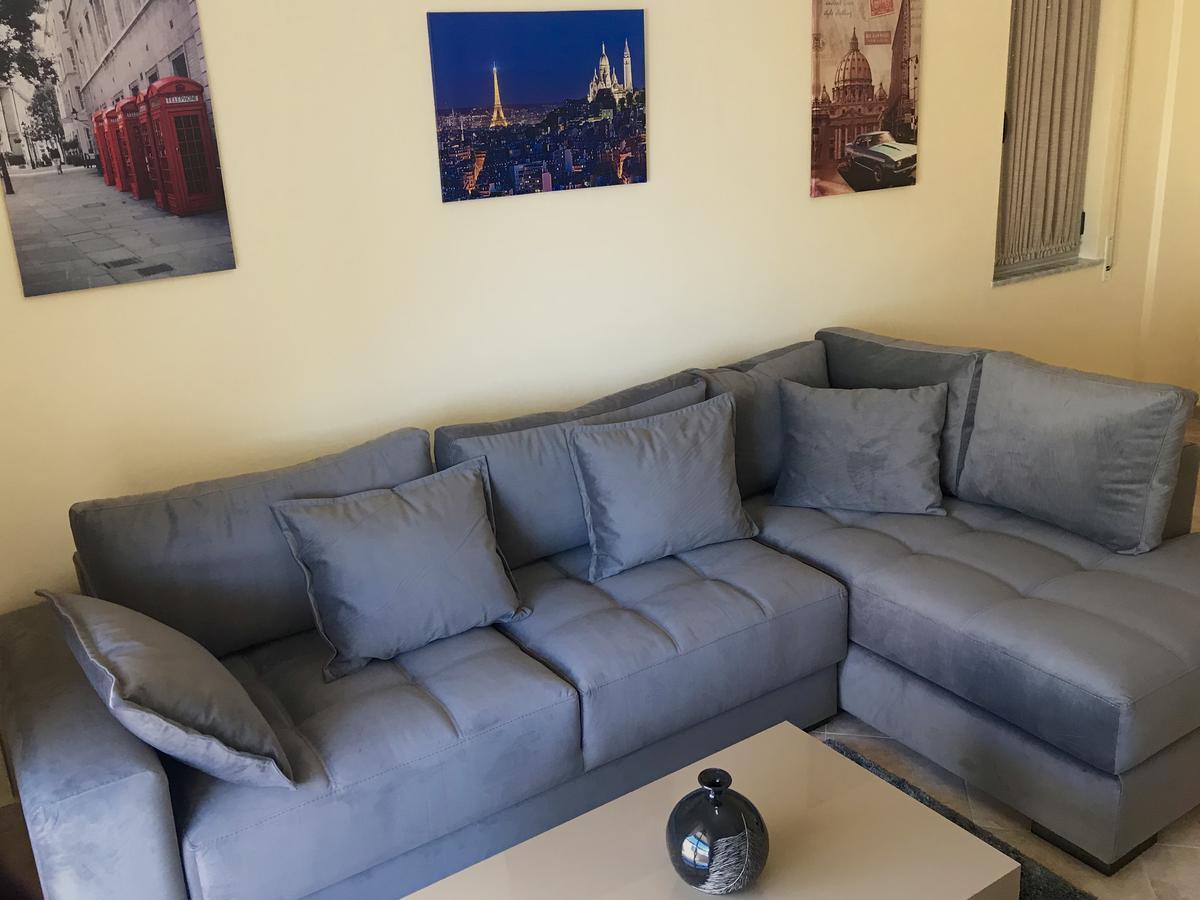 Eka Luxury Apartments Дуррес Екстер'єр фото