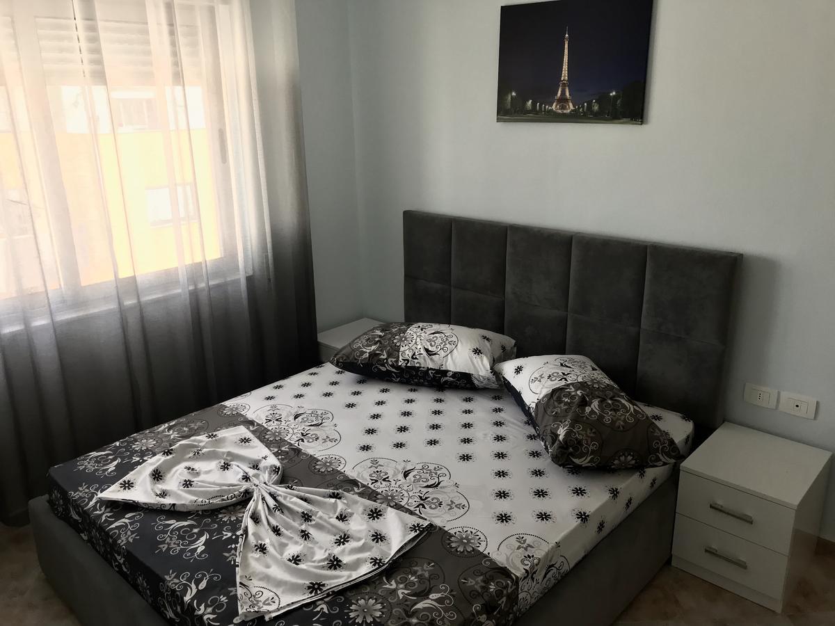 Eka Luxury Apartments Дуррес Екстер'єр фото