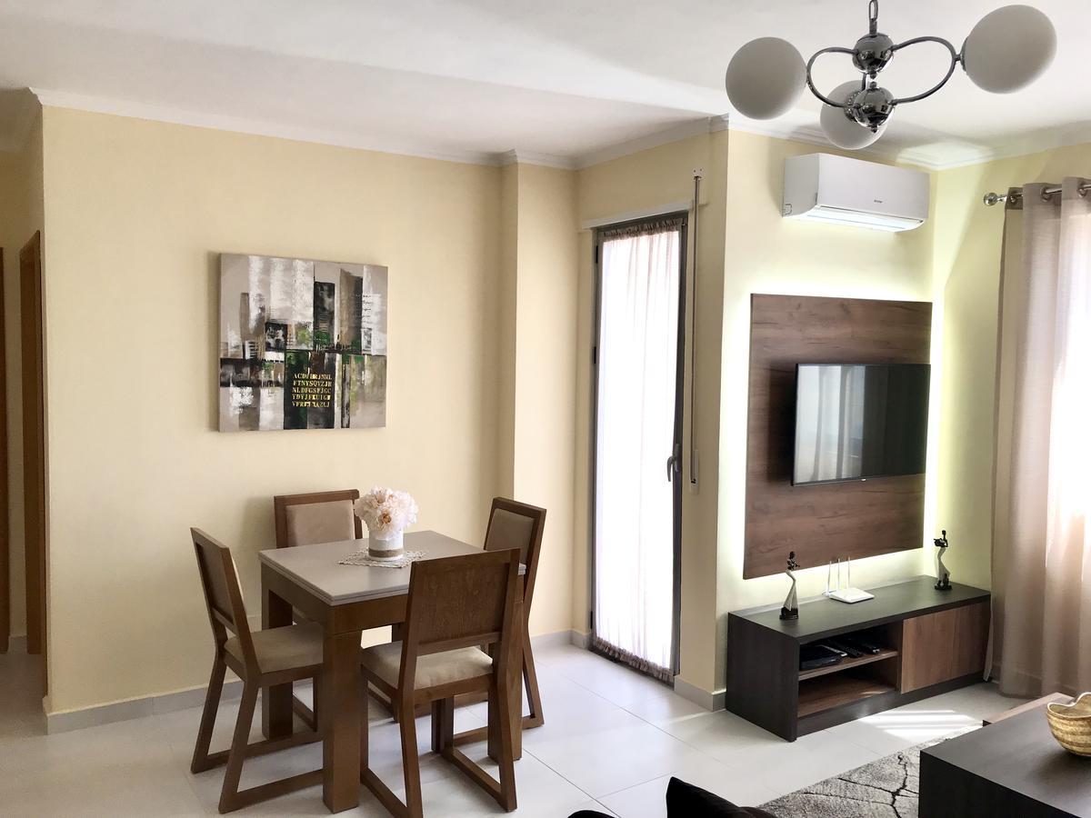 Eka Luxury Apartments Дуррес Екстер'єр фото